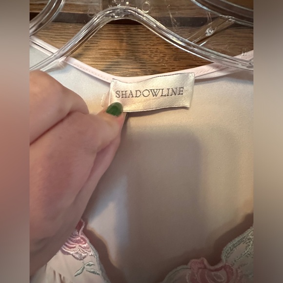 Shadowline Light Pink Rose Short Robe, OS - Picture 5 of 8